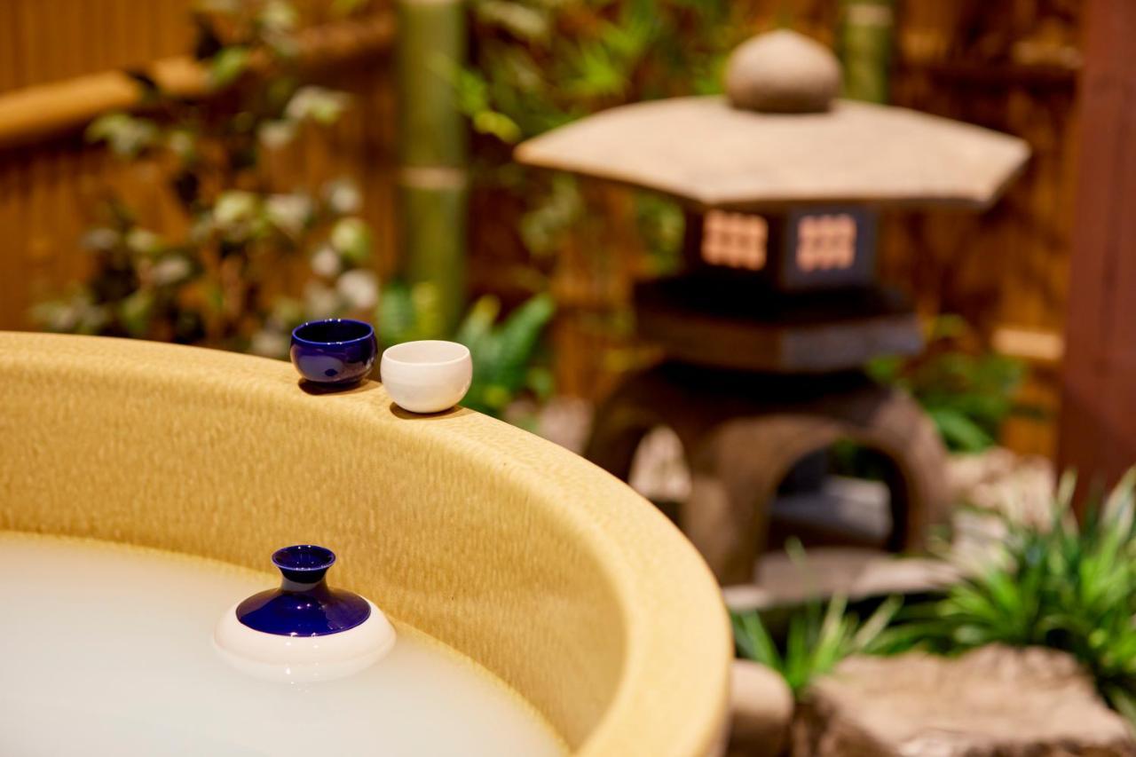古今 天下茶屋 With A Private Parking Lot And A Half Open-Air Bath And Direct To Kix Villa Osaka Exteriör bild