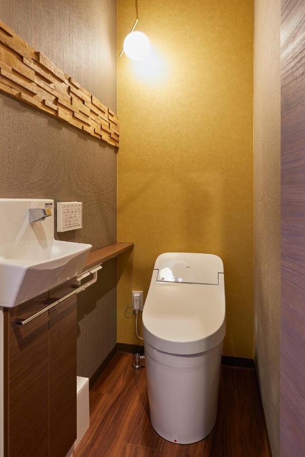 古今 天下茶屋 With A Private Parking Lot And A Half Open-Air Bath And Direct To Kix Villa Osaka Exteriör bild