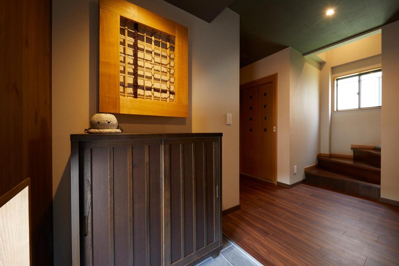古今 天下茶屋 With A Private Parking Lot And A Half Open-Air Bath And Direct To Kix Villa Osaka Exteriör bild